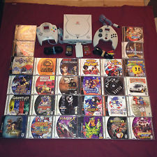 Sega Dreamcast Auction - Dreamcast lot with 28 games