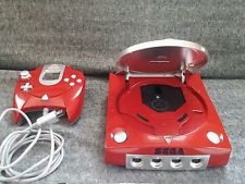 Sega Dreamcast Auction - Custom Paint Sega Dreamcast Game Bundle