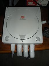 Sega Dreamcast Auction - Sega Dreamcast Bundle