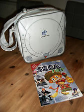 Sega Dreamcast Auction - Dreamcast Bag and Sega Inside Magazine