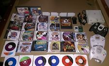 Sega Dreamcast Auction - Sega Dreamcast Bundle
