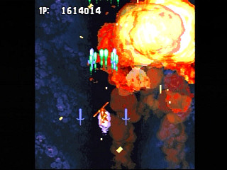 Sega Saturn Game - Gunbird (Japan) [T-14402G] - ガンバード - Screenshot #23