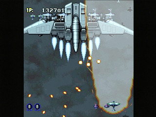 Sega Saturn Game - Strikers 1945 (Japan) [T-14407G] - ストライカーズ　１９４５ - Screenshot #15